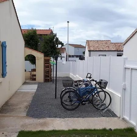 Maison De Famille Dans Le Cœur De La Vendée Pensión